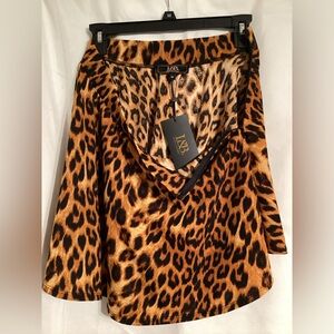Lucky & Blessed leopard print mini skirt. Medium